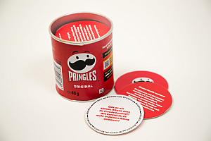 Pringles Social Akti ng Movember 2.jpg - Eine Chipspackung als Gesprächshilfe